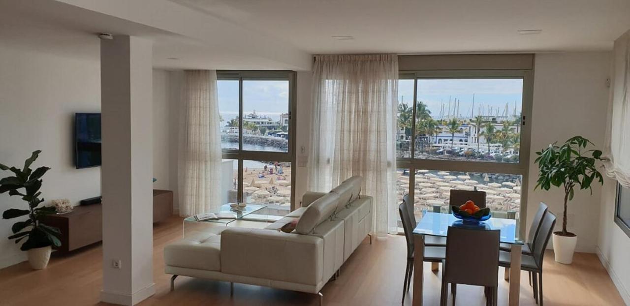 Beachfront Loft In Пуерто де Мохан Екстериор снимка